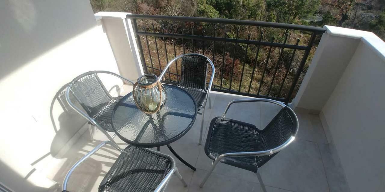 Apartments Ibis Čižići Esterno foto