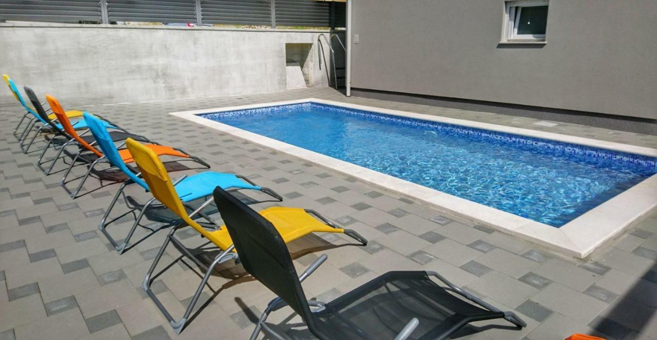 Apartments Ibis Čižići Esterno foto