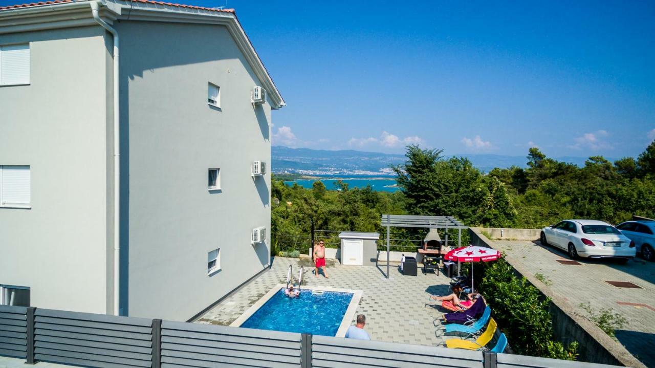 Apartments Ibis Čižići Esterno foto